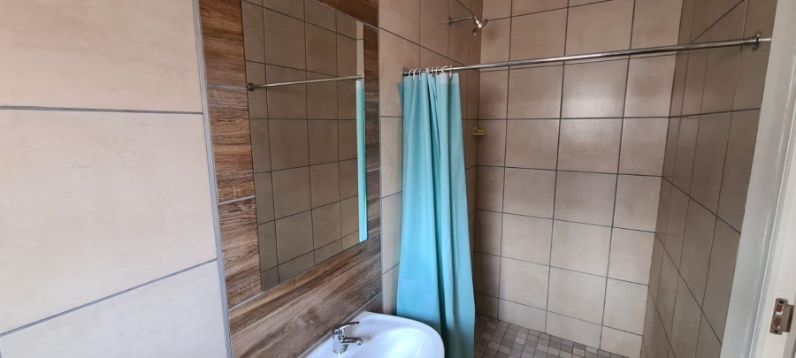 To Let 4 Bedroom Property for Rent in Hadison Park Northern Cape